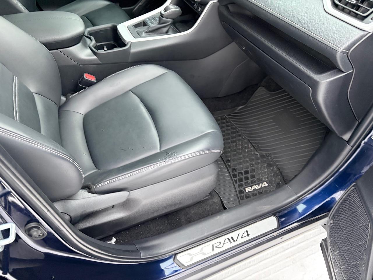 2024 Toyota RAV4 XLE Photo