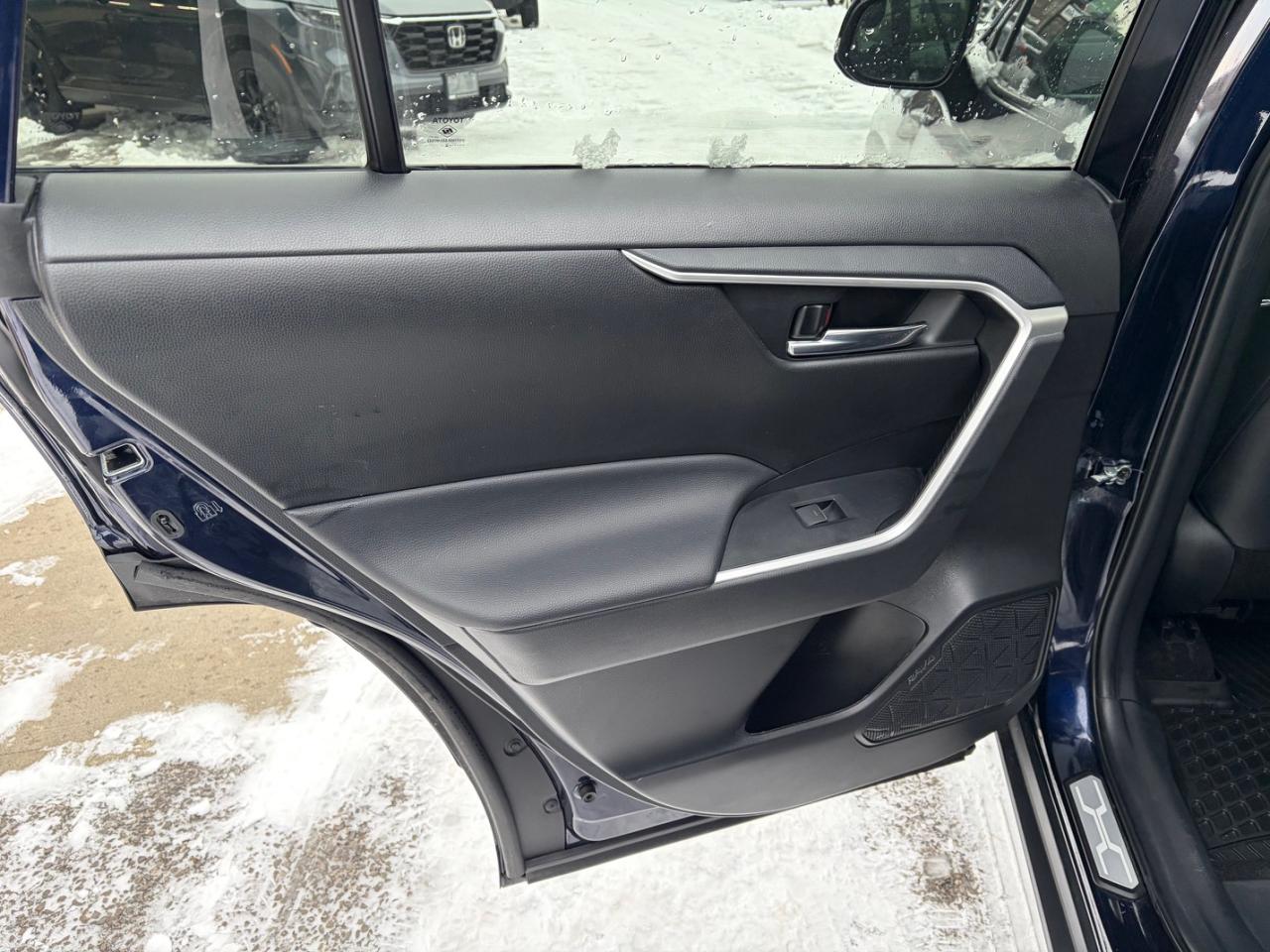 2024 Toyota RAV4 XLE Photo