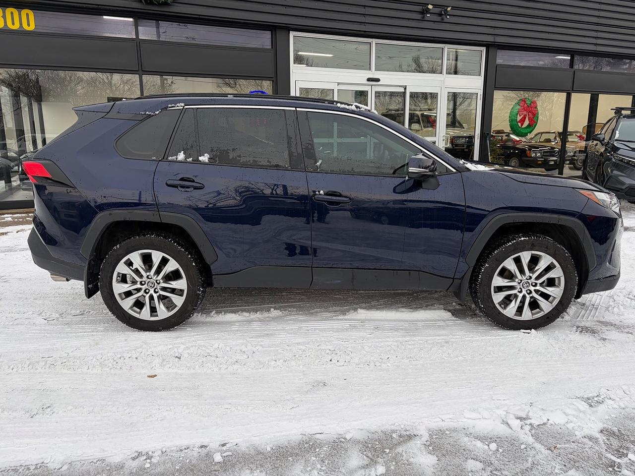 2024 Toyota RAV4 XLE Photo