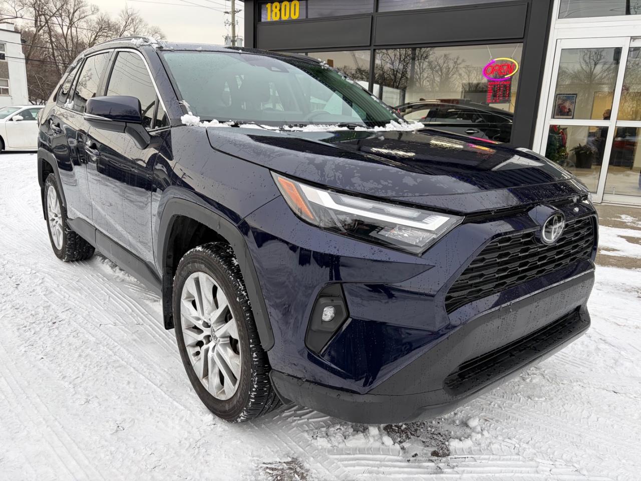 2024 Toyota RAV4 XLE Photo