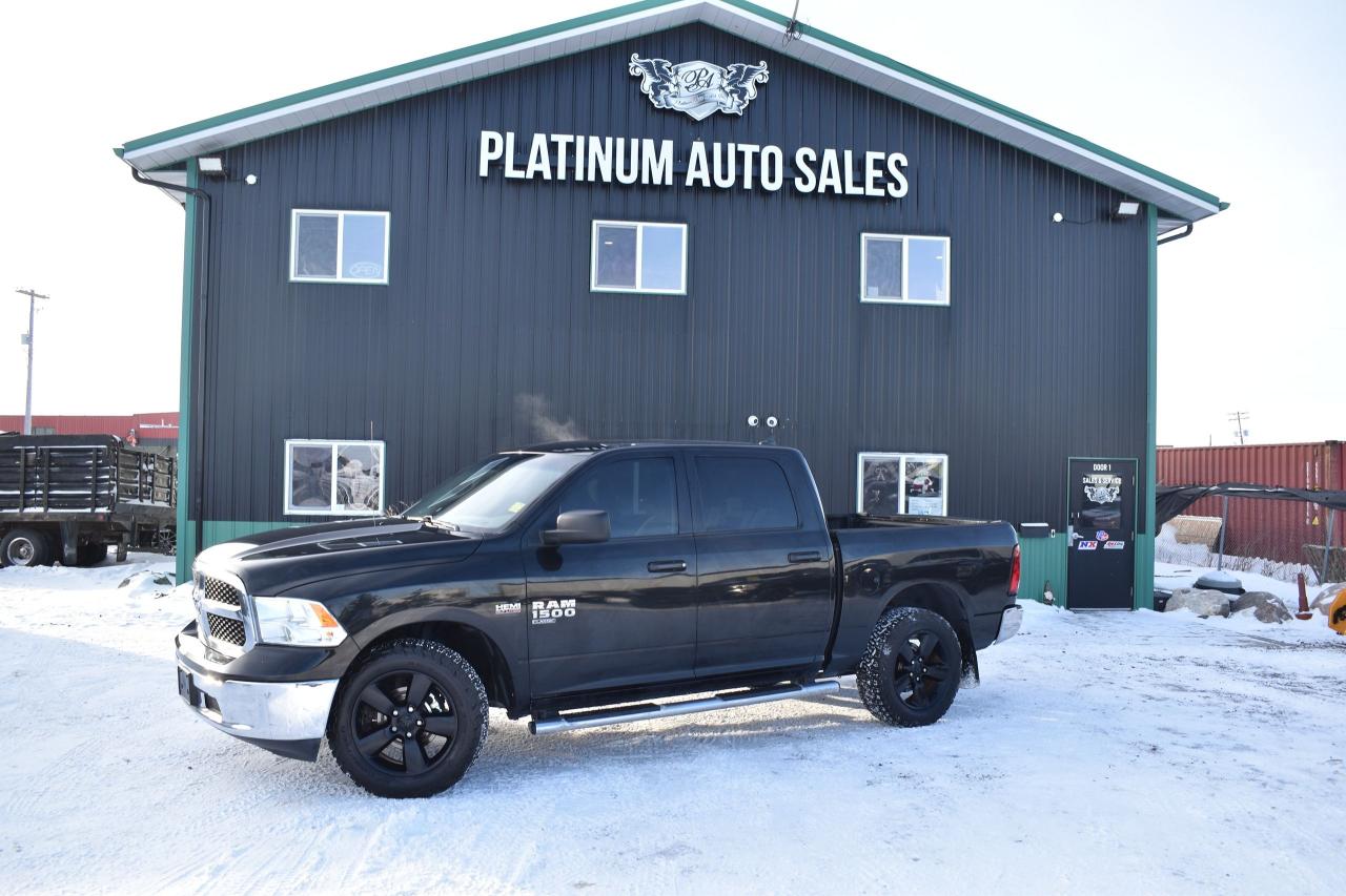 Used 2019 RAM 1500 Classic SLT 5.7L HEMI 4x4 CREW CAB for sale in Winnipeg, MB