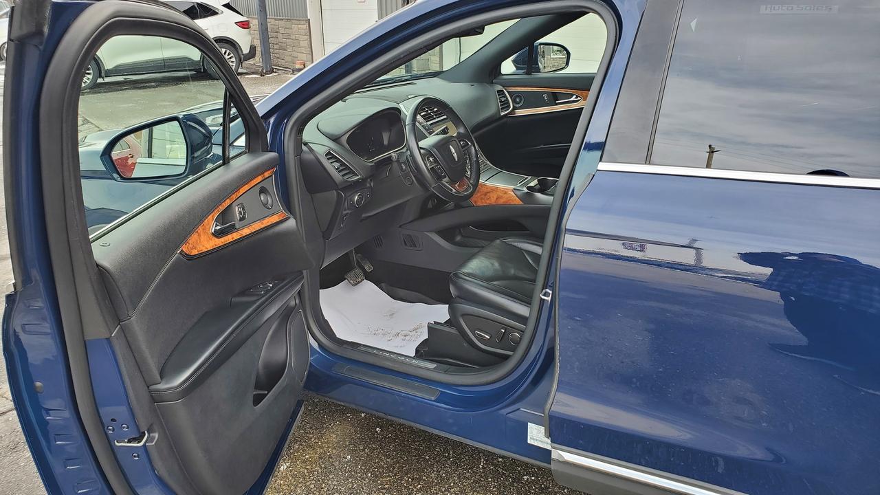 2020 Lincoln Nautilus Reserve AWD-NAVIGATION-PAN ROOF-HEATED/COOLED LEAT Photo