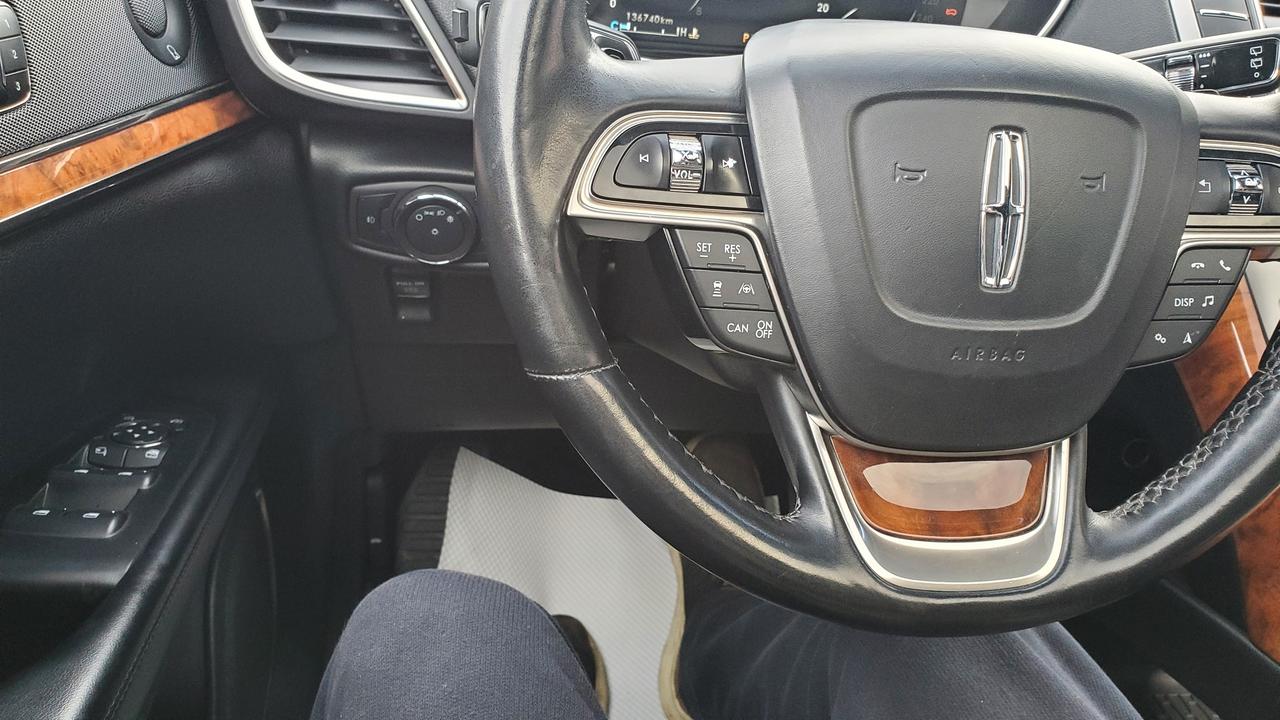 2020 Lincoln Nautilus Reserve AWD-NAVIGATION-PAN ROOF-HEATED/COOLED LEAT Photo