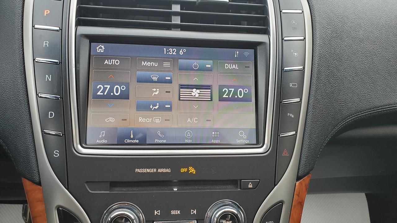 2020 Lincoln Nautilus Reserve AWD-NAVIGATION-PAN ROOF-HEATED/COOLED LEAT Photo