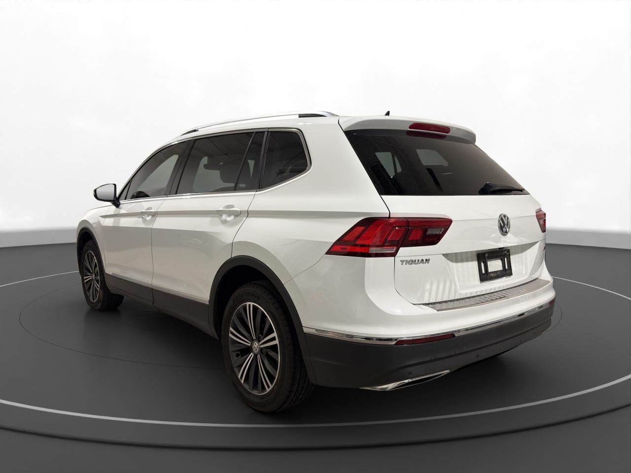 2018 Volkswagen Tiguan Highline 4MOTION Photo4
