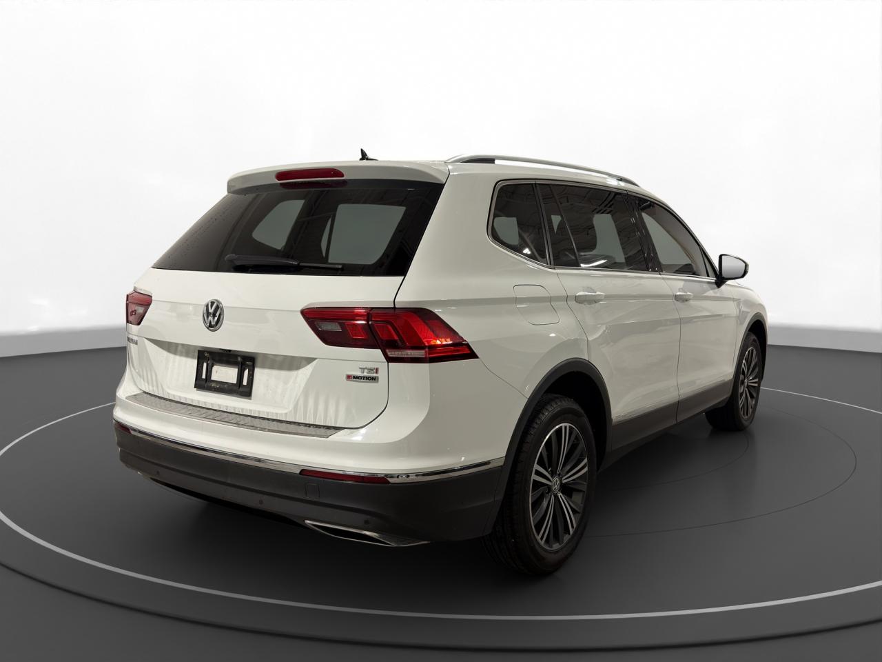 2018 Volkswagen Tiguan Highline 4MOTION Photo