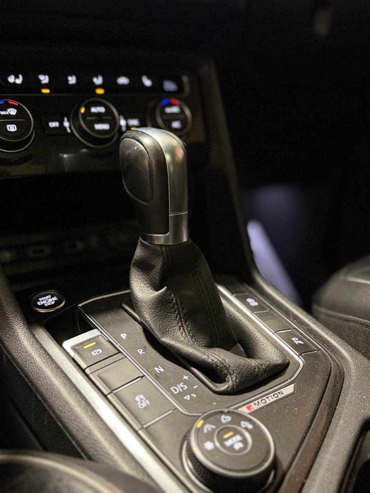 2018 Volkswagen Tiguan Highline 4MOTION Photo