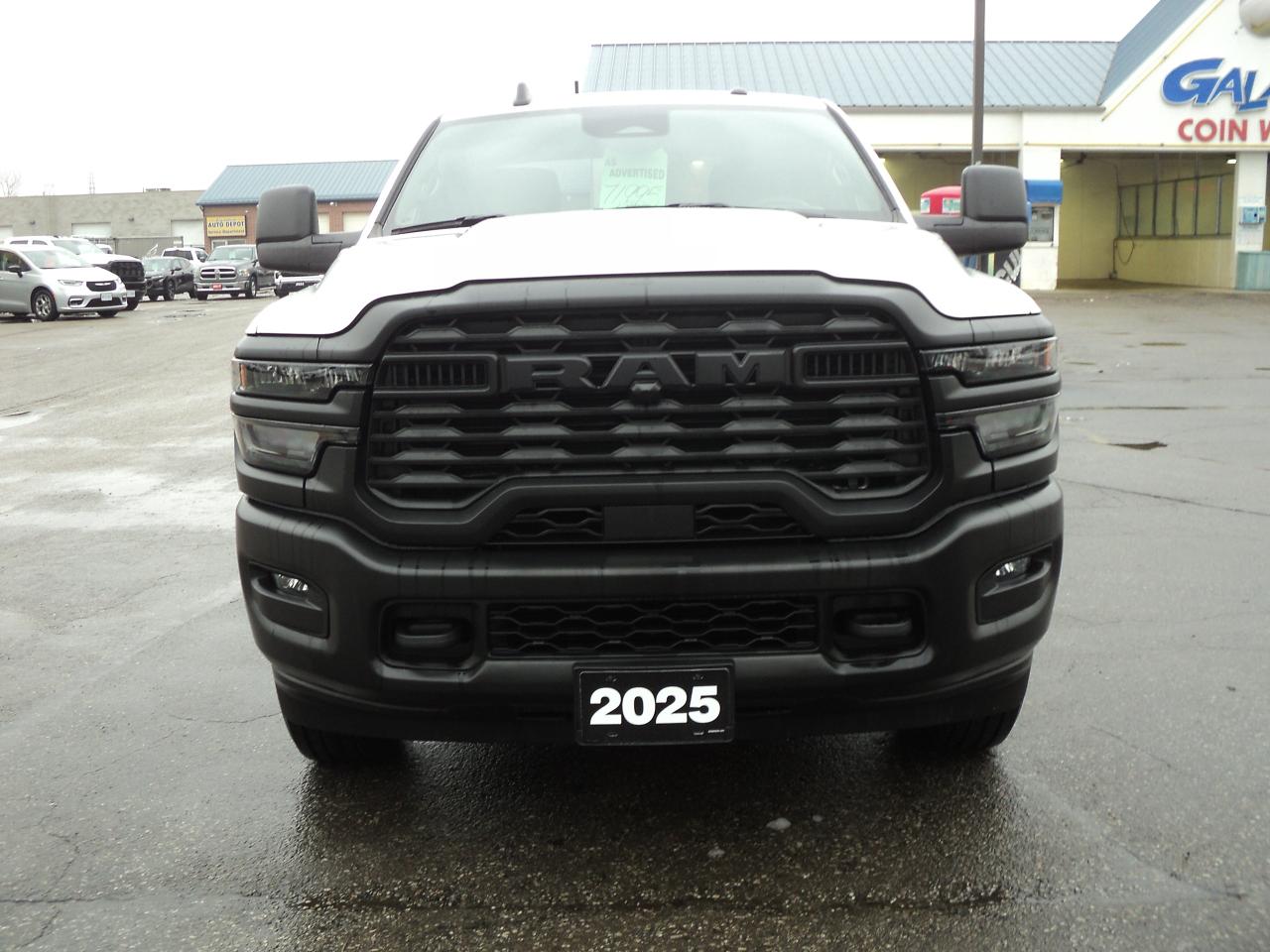 2025 RAM 3500 Tradesman CrewCab 4x4 6.7L6cylTurboDiesel 8' Box Photo