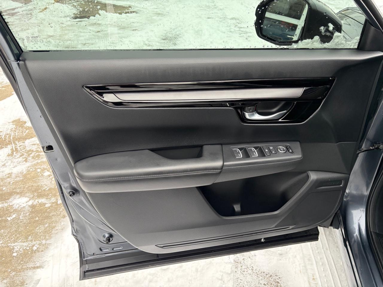 2023 Honda CR-V Sport Photo