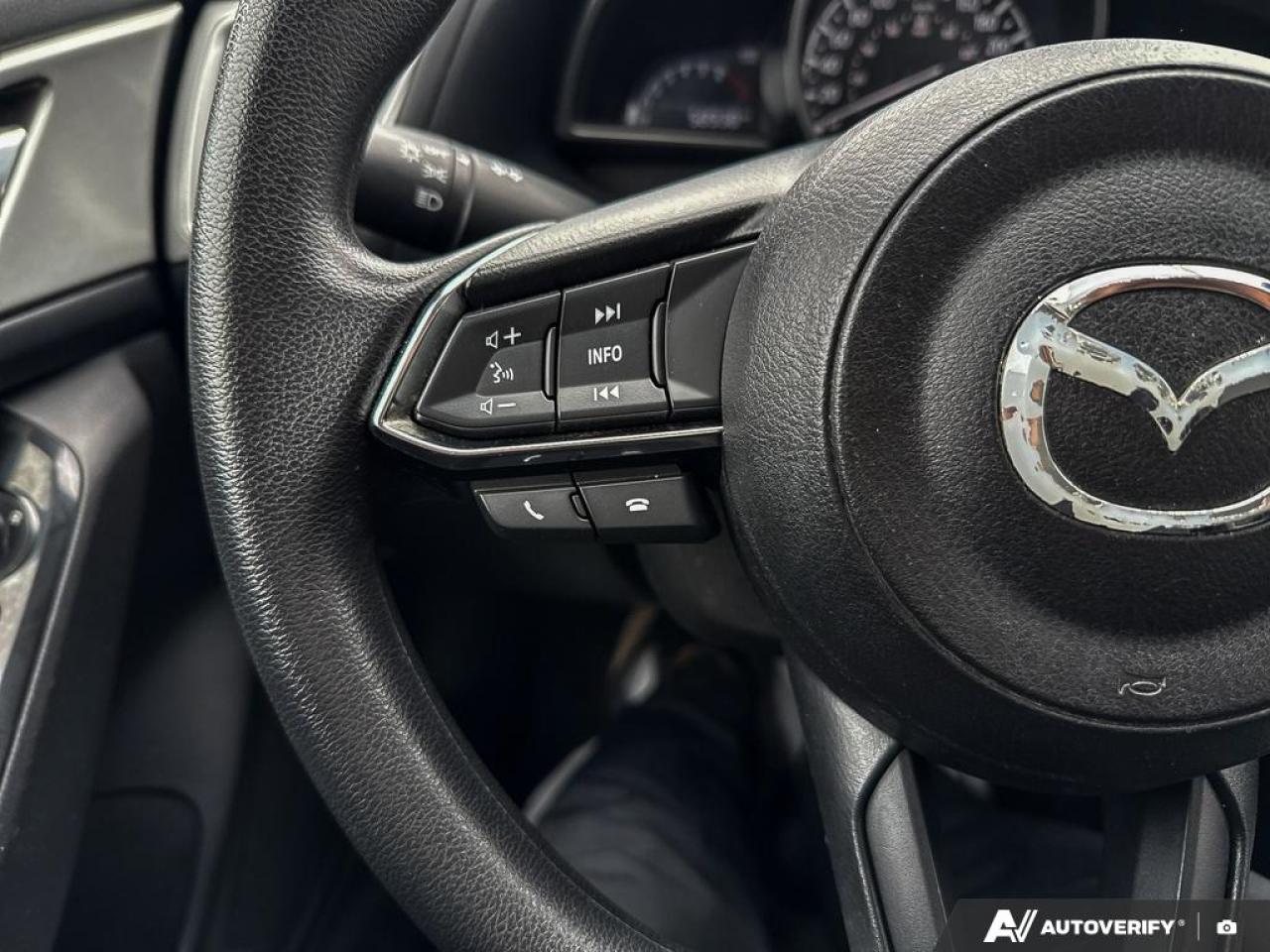 2018 Mazda MAZDA3 GX / NO ACCIDENTS / HATCH / MANUAL / BLUETOOTH Photo