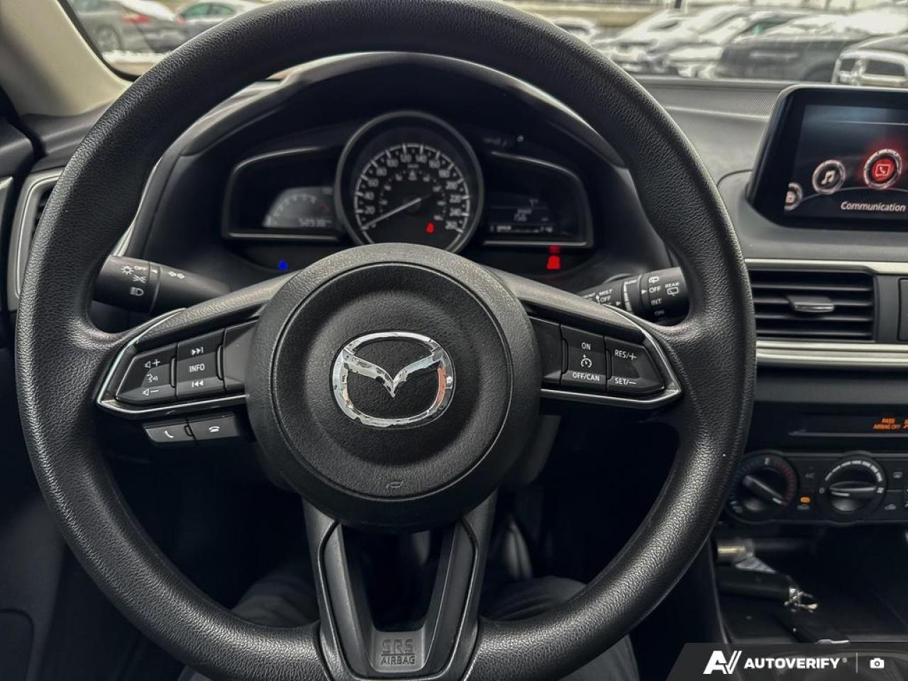 2018 Mazda MAZDA3 GX / NO ACCIDENTS / HATCH / MANUAL / BLUETOOTH Photo