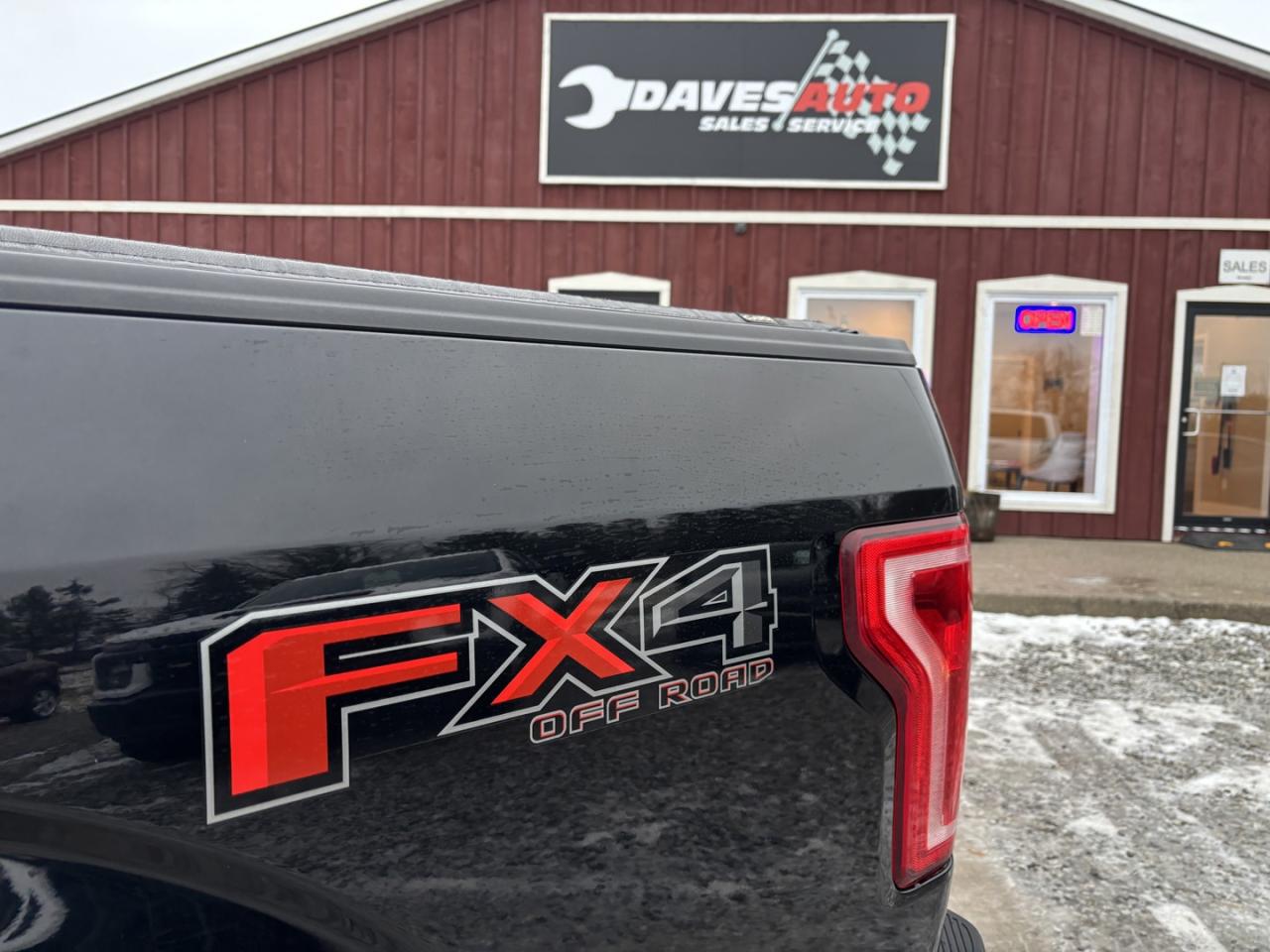 2016 Ford F-150 XLT Photo