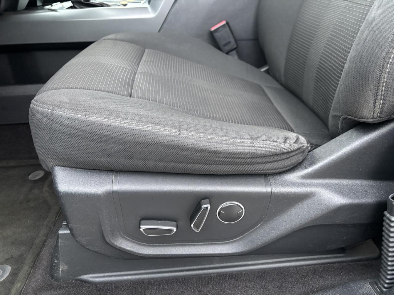 2016 Ford F-150 XLT Photo