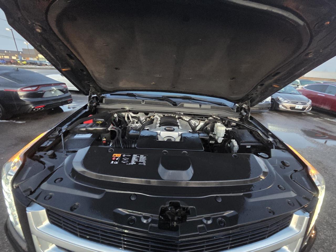 2016 Cadillac Escalade PREMIUM, SHORT BASE, NAVI, DVD, AS IS SPECIAL Photo