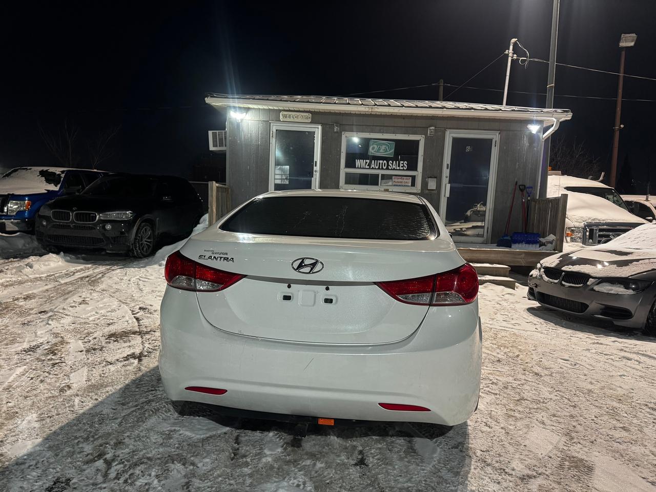 2011 Hyundai Elantra GL Photo