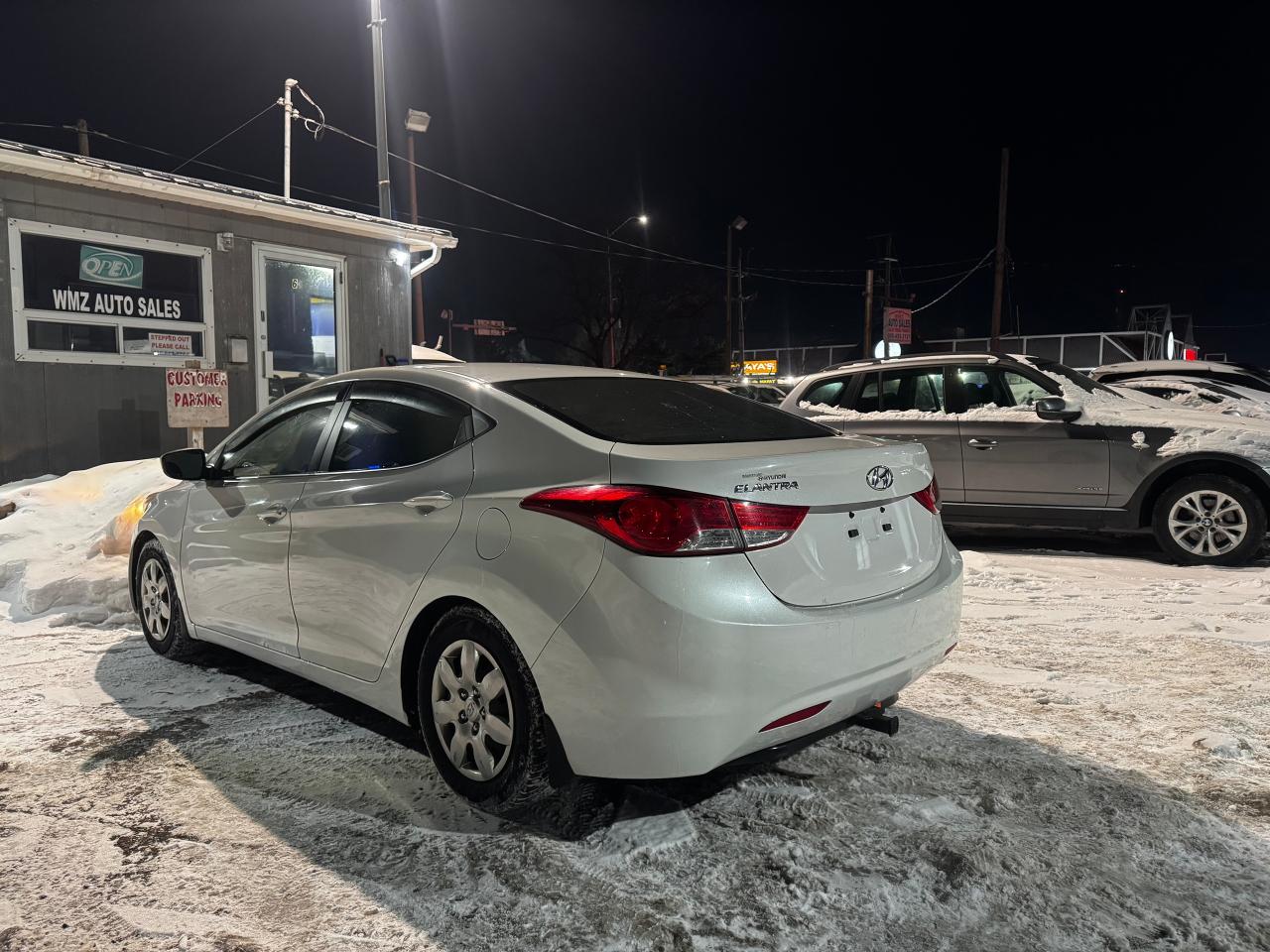 2011 Hyundai Elantra GL Photo