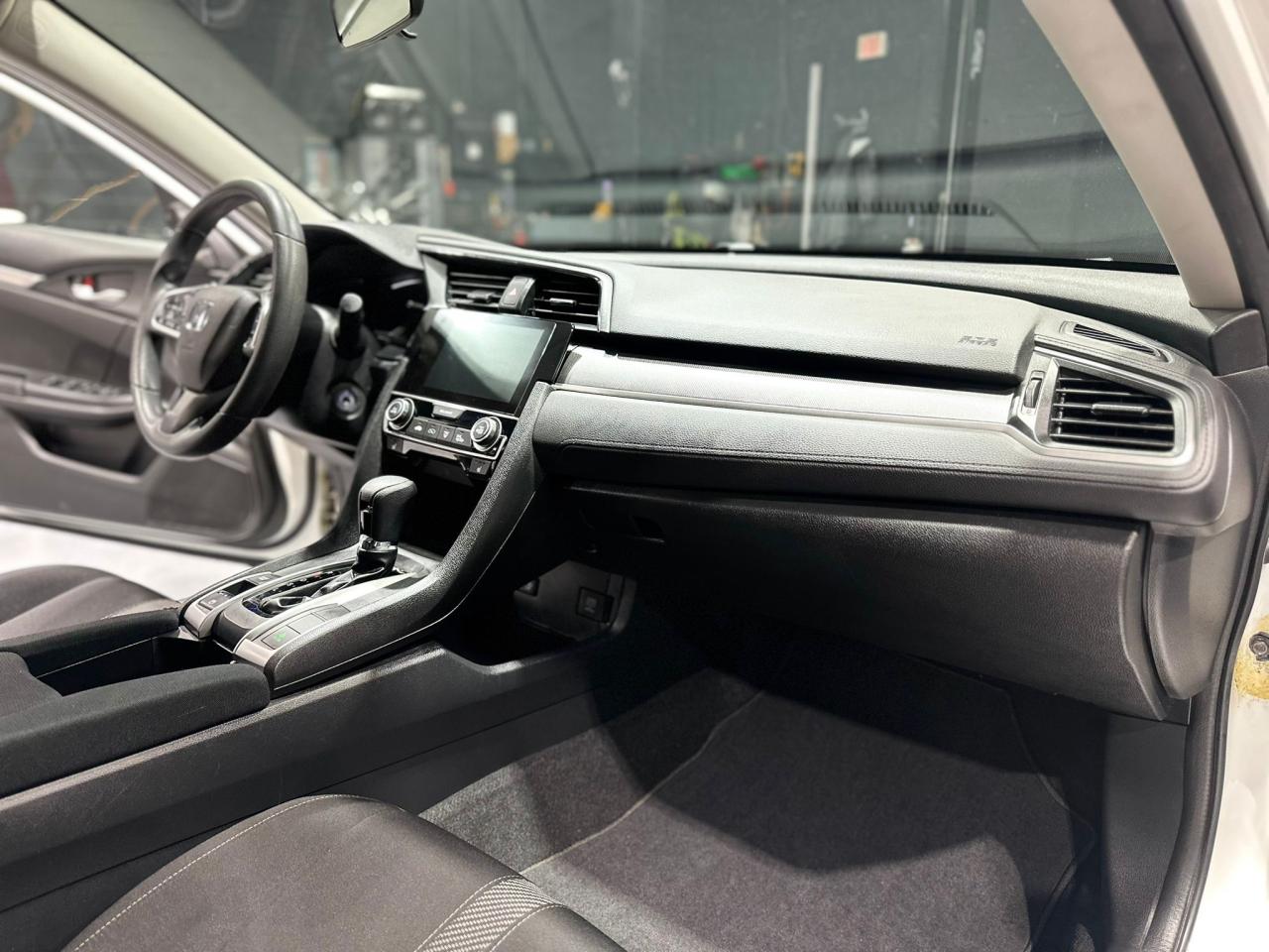 2016 Honda Civic LX Photo