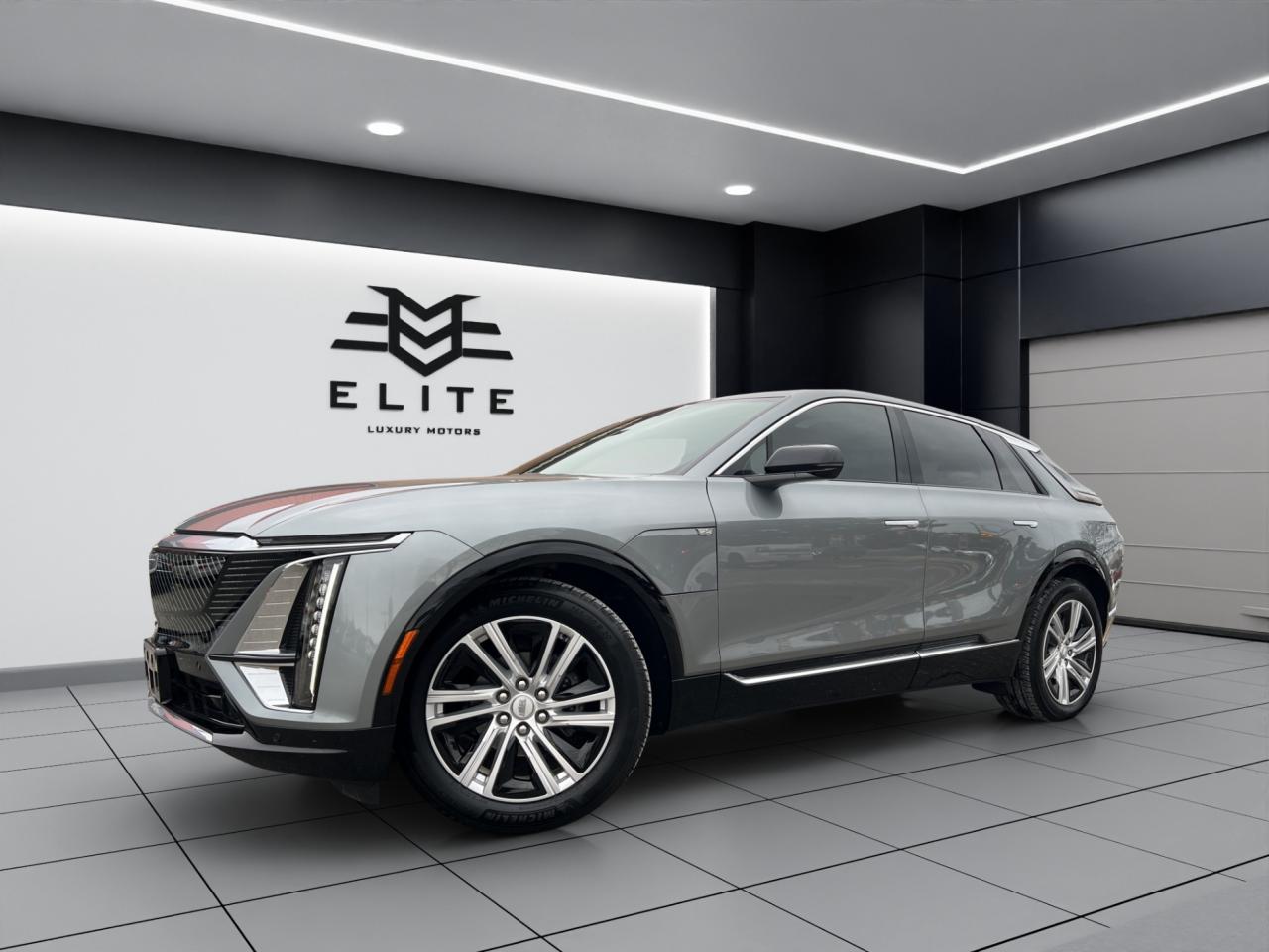 2024 Cadillac LYRIQ TECH - 12,000KMS - LEATHER - REVERSE CAMERA !!! Photo