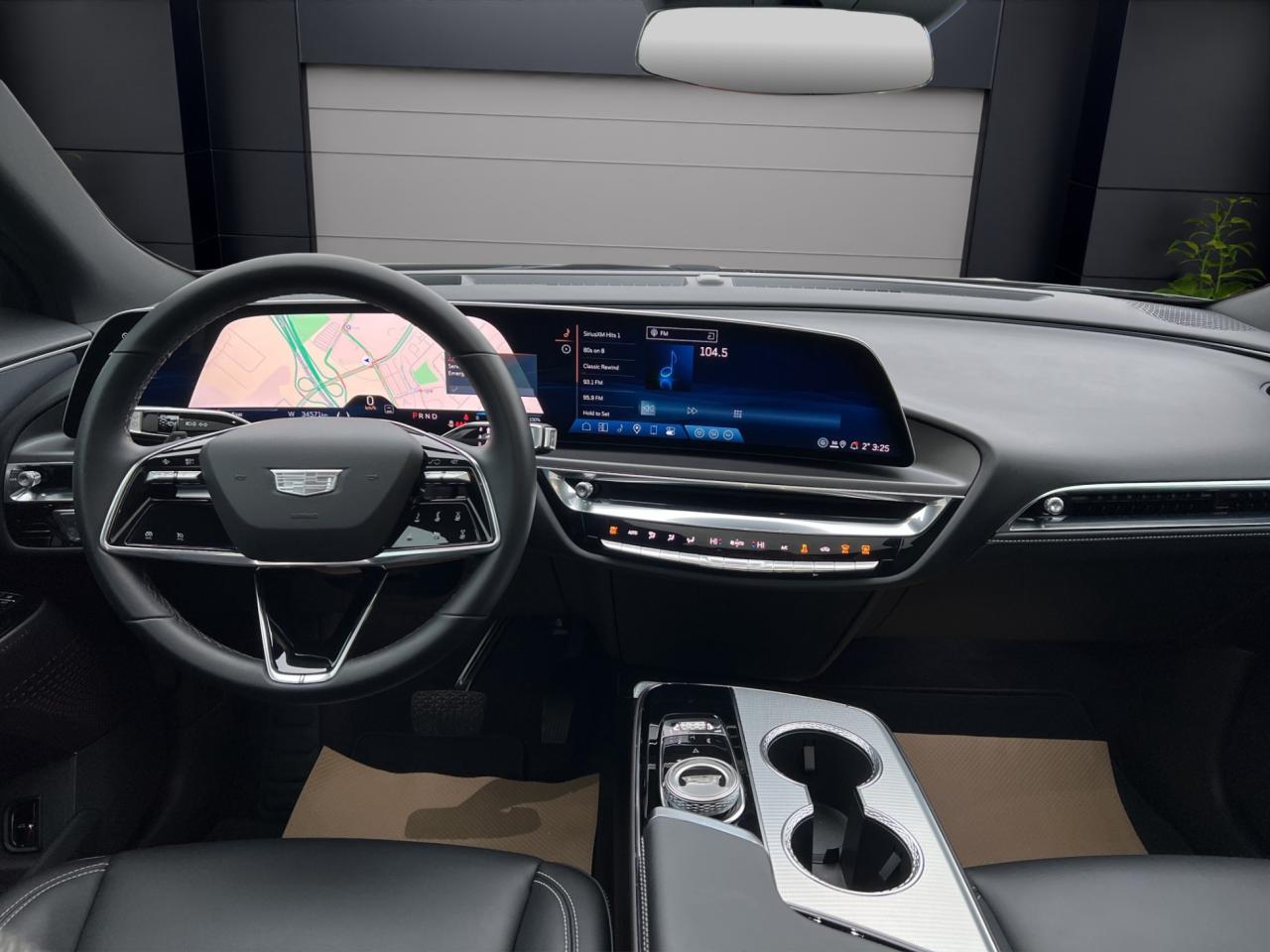 2024 Cadillac LYRIQ TECH - 12,000KMS - LEATHER - REVERSE CAMERA !!! Photo