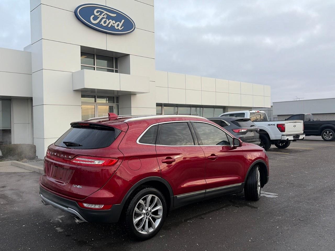 2015 Lincoln MKC AWD 4DR Photo3