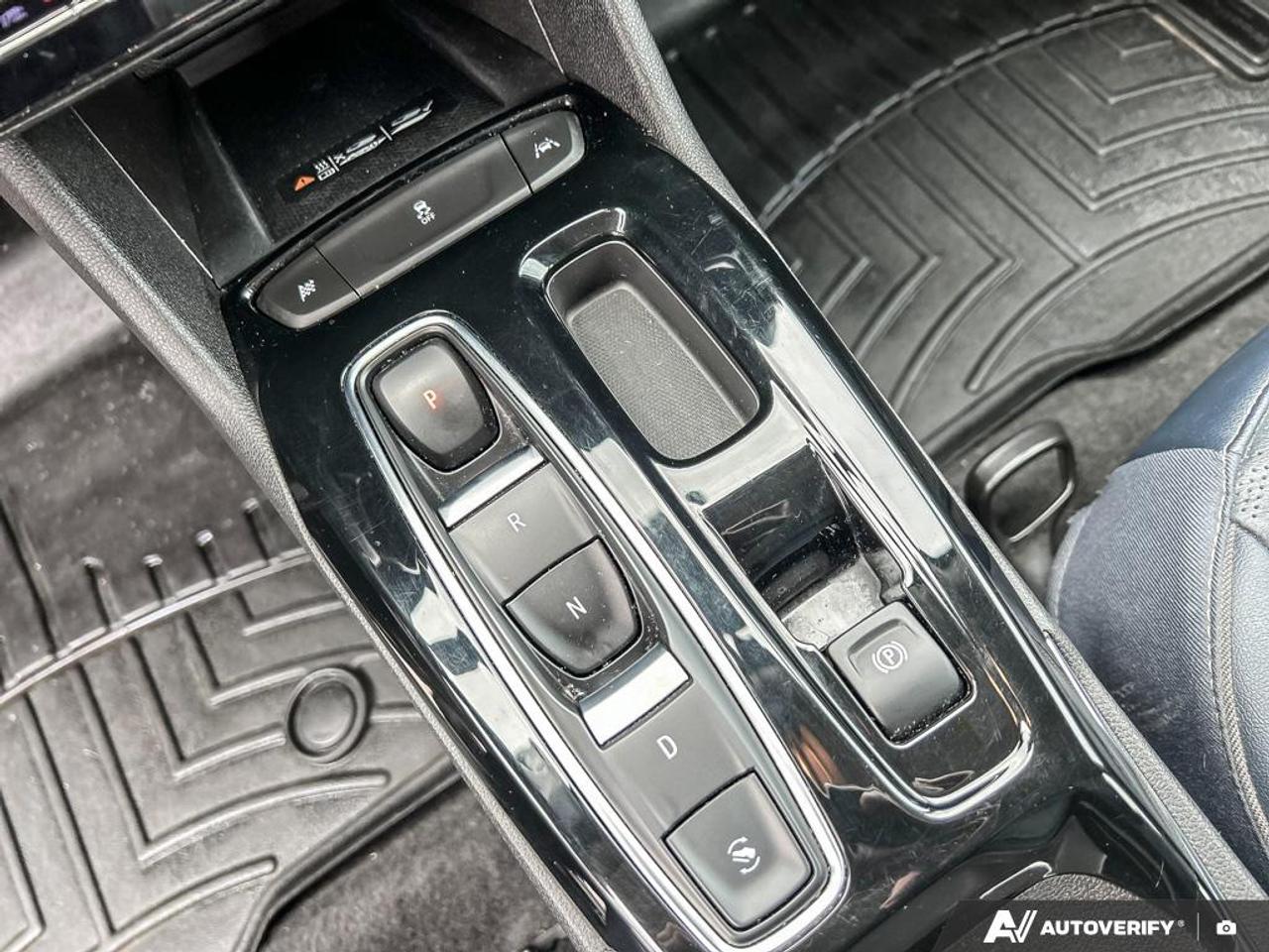 2023 Chevrolet Bolt EUV Premier HEATED AND VENTILATED SEATS | POWER SUNROOF | NAVI Photo