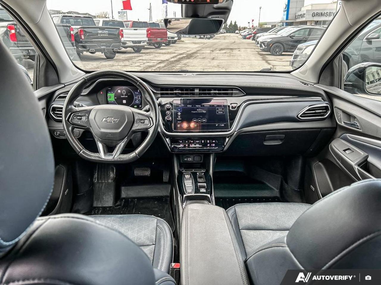2023 Chevrolet Bolt EUV Premier HEATED AND VENTILATED SEATS | POWER SUNROOF | NAVI Photo