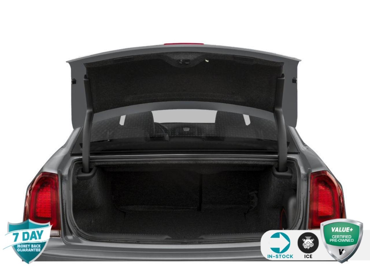 2018 Chrysler 300 REMOTE START | HEATED SEATS | APPLE CARPLAY/ANDROI Photo