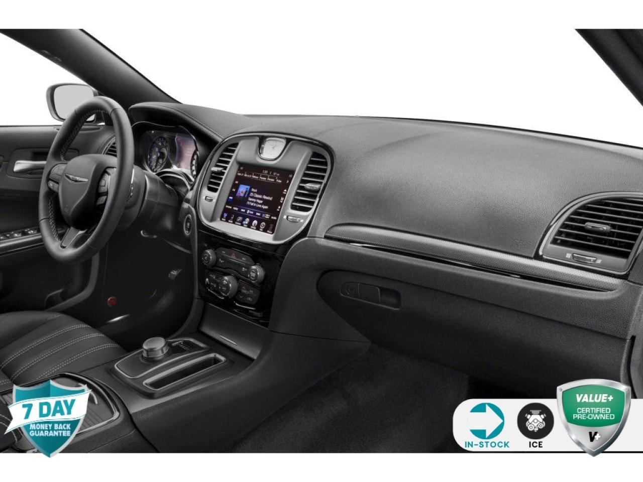 2018 Chrysler 300 REMOTE START | HEATED SEATS | APPLE CARPLAY/ANDROI Photo