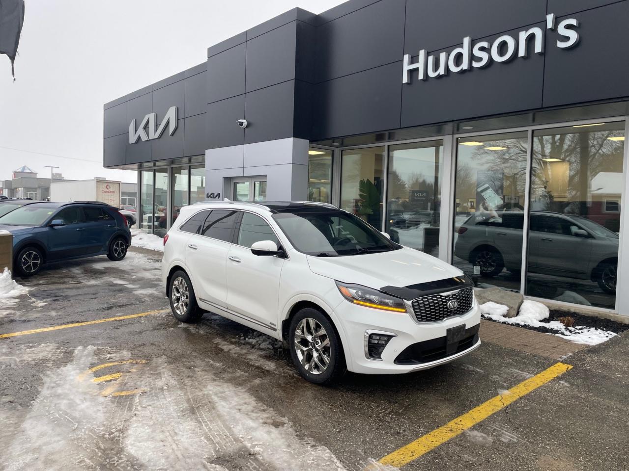 2019 Kia Sorento 3.3L SXL One Owner | Sunroof | Navigation | 19" Wheels Photo0