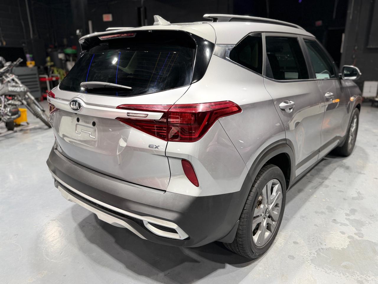 2021 Kia Seltos EX AWD Photo4