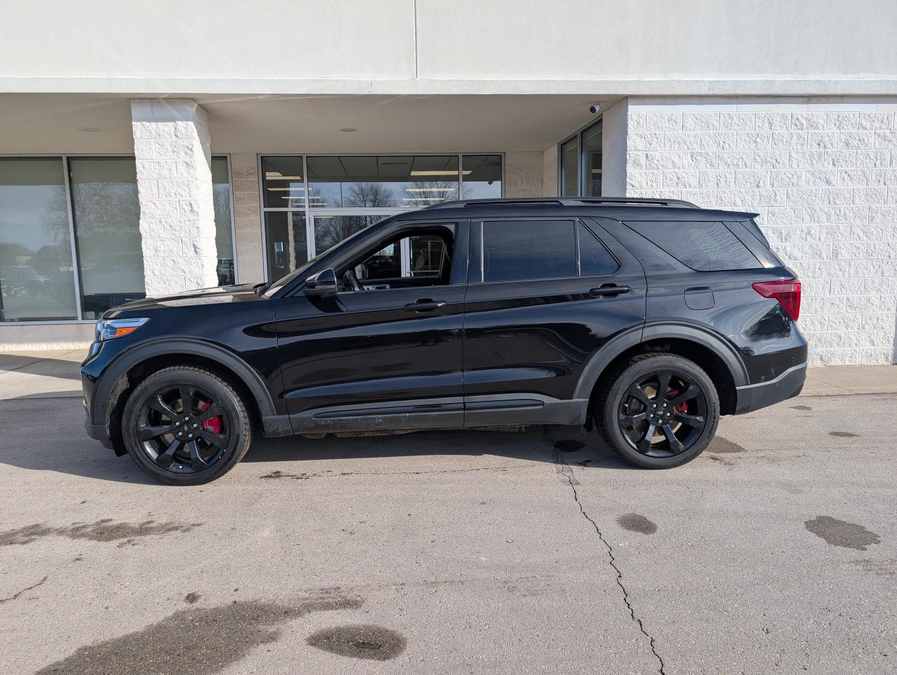 2022 Ford Explorer ST Photo