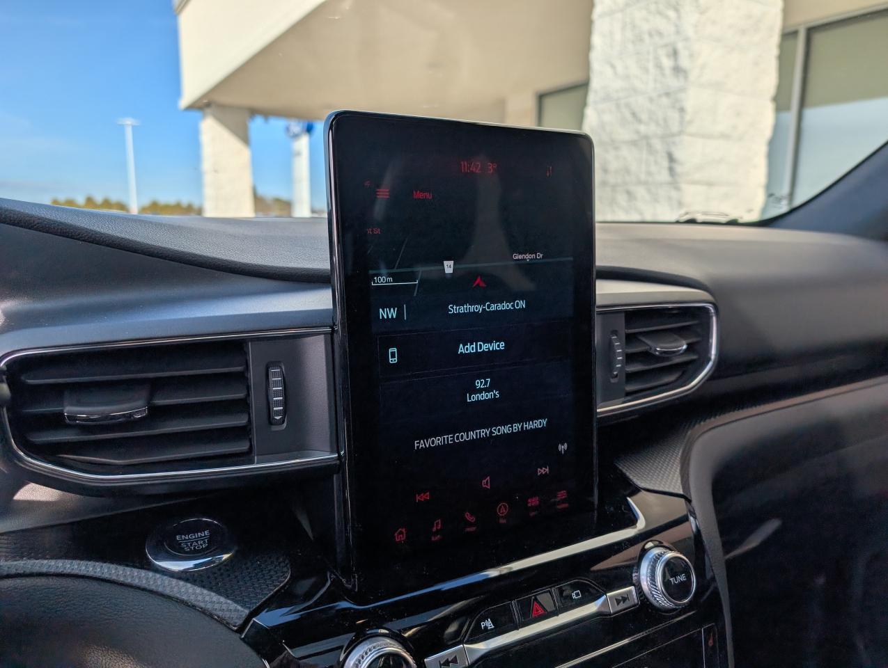 2022 Ford Explorer ST Photo