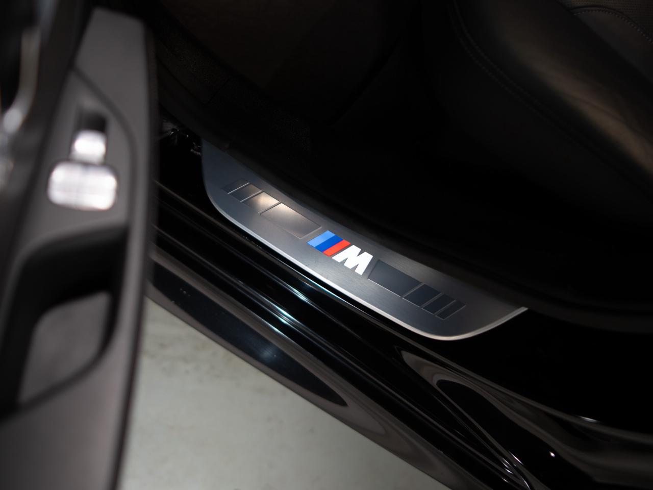 2021 BMW 8 Series M850i | GRAN COUPE | EXECUTIVE & CARBON PKG Photo