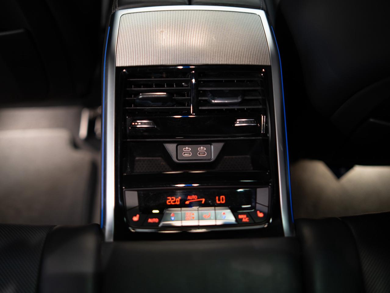 2021 BMW 8 Series M850i | GRAN COUPE | EXECUTIVE & CARBON PKG Photo