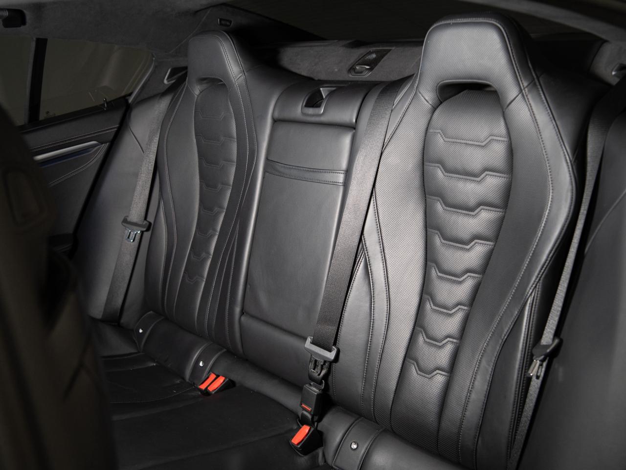 2021 BMW 8 Series M850i | GRAN COUPE | EXECUTIVE & CARBON PKG Photo