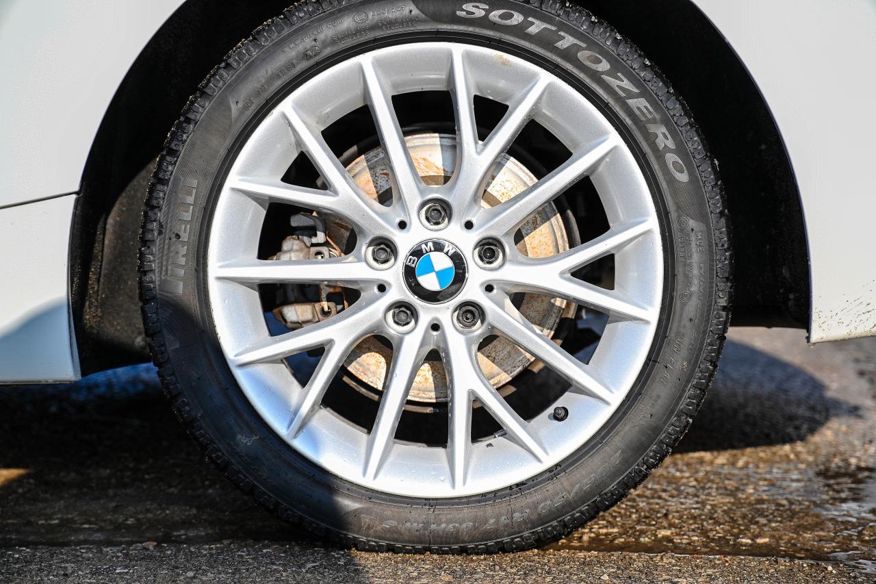 2018 BMW 2 Series 230I | XDRIVE | RED LEATHER | NAVI | SUN ROOF Photo4