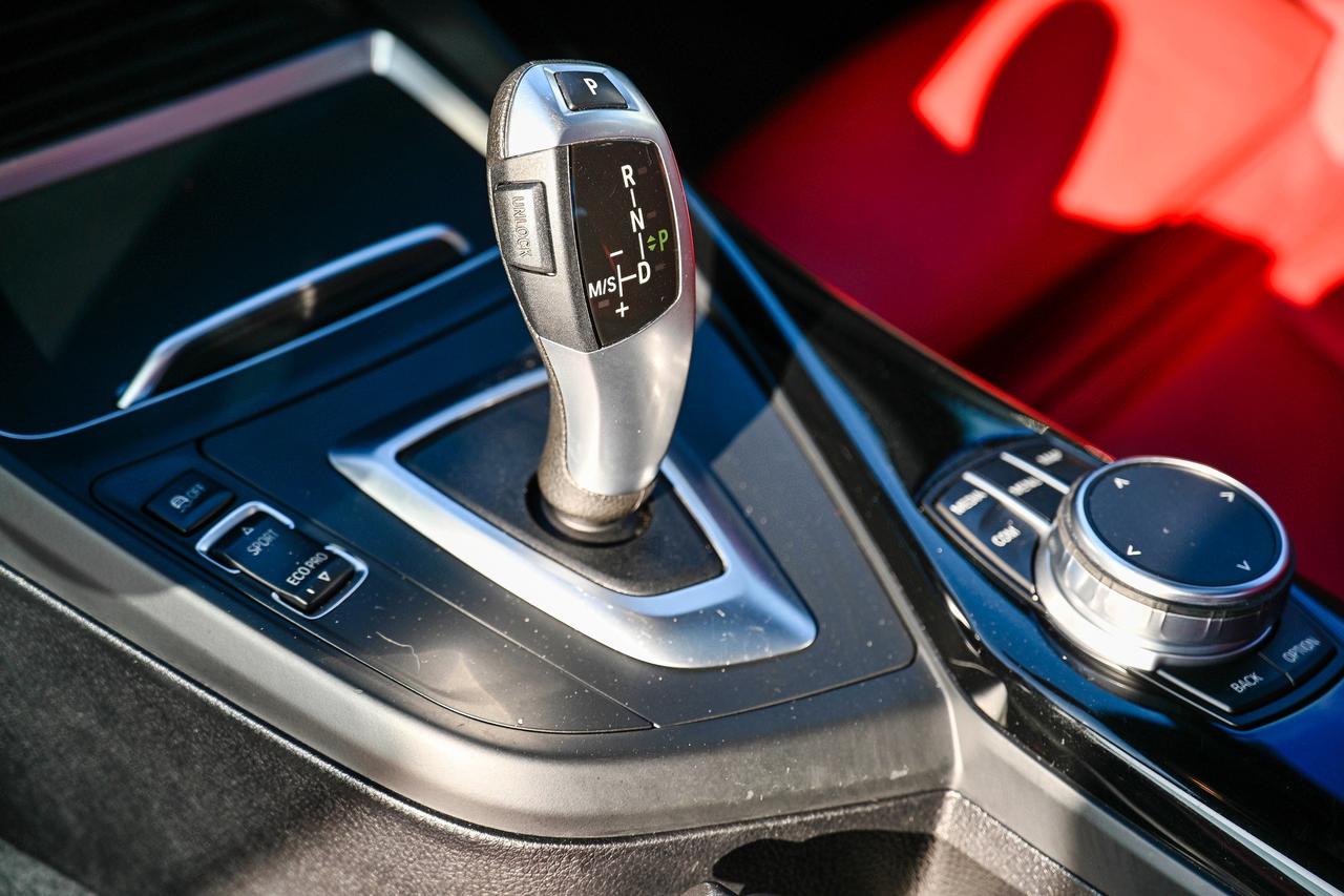 2018 BMW 2 Series Series 230I | XDRIVE | RED LEATHER | NAVI | SUN RO Photo