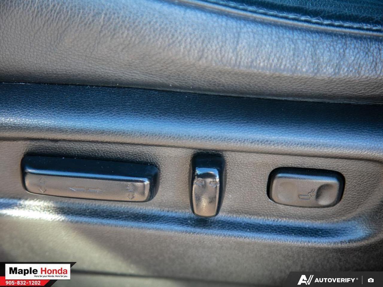 2023 Honda Passport Leather Seats| Navigation| Heated Seats| Sunroof| Photo