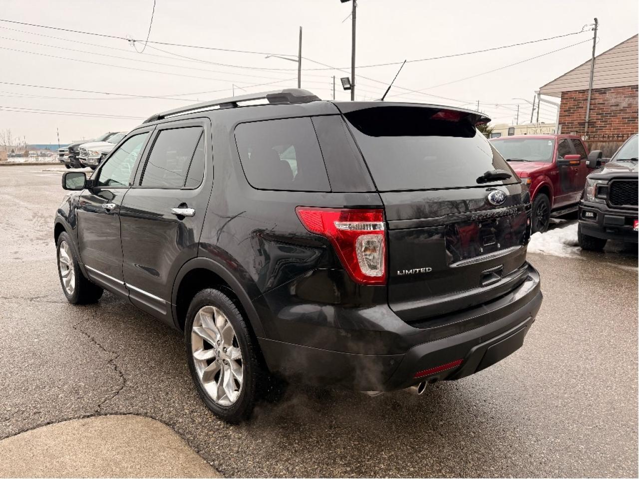 2013 Ford Explorer Limited | One Owner | Clean Carfax Photo4