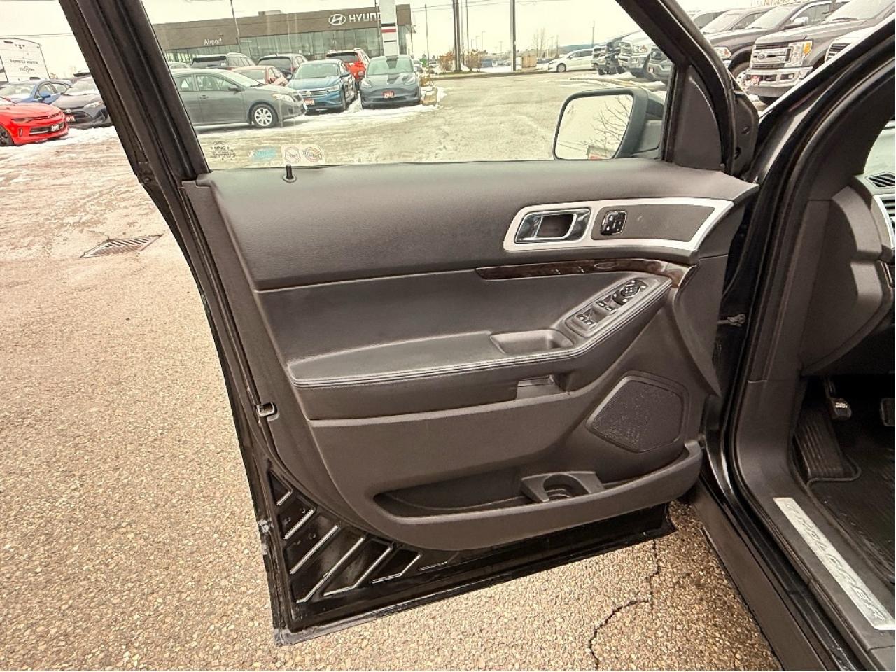 2013 Ford Explorer Limited | One Owner | Clean Carfax Photo