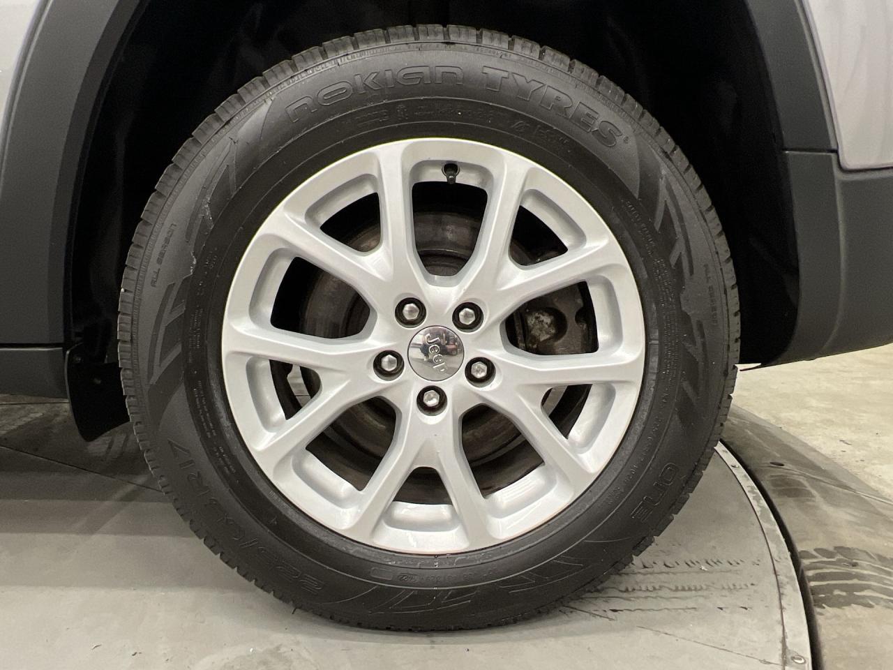 2016 Jeep Cherokee NORTH 4X4 | HTS SEATS | REMOTE START | ALLOYS |A/C Photo