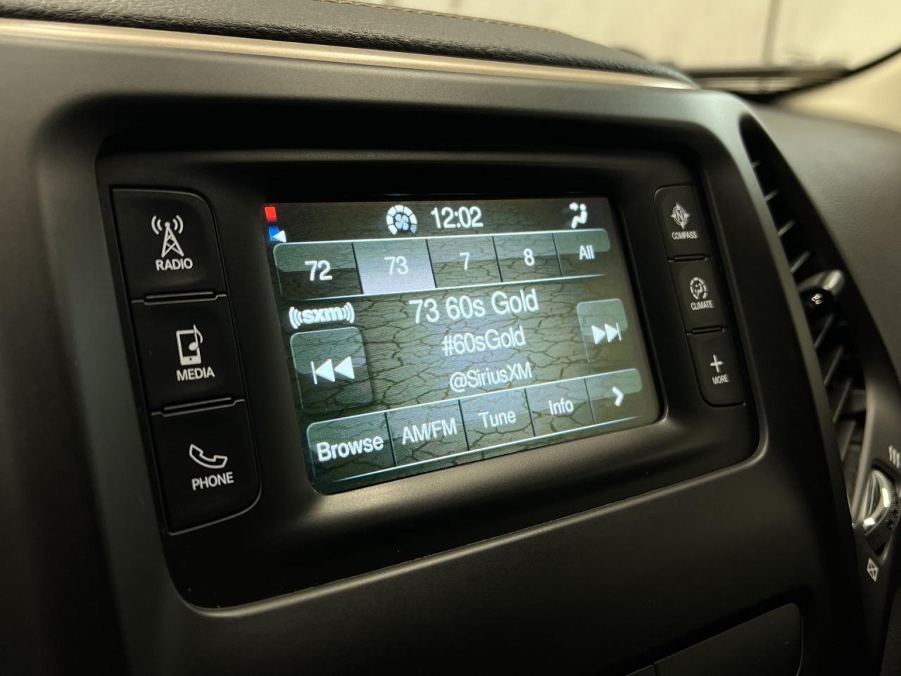 2016 Jeep Cherokee NORTH 4X4 | HTS SEATS | REMOTE START | ALLOYS |A/C Photo