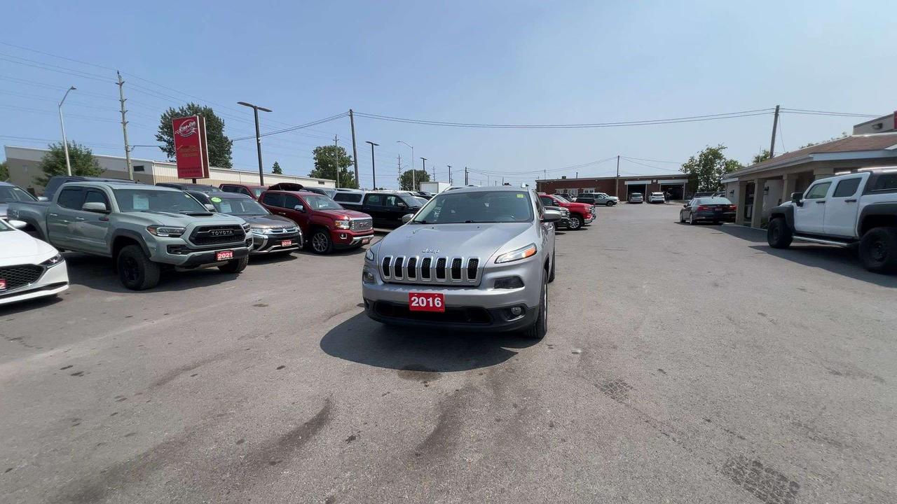 2016 Jeep Cherokee NORTH 4X4 | HTD SEATS | REMOTE START | ALLOYS |A/C Photo