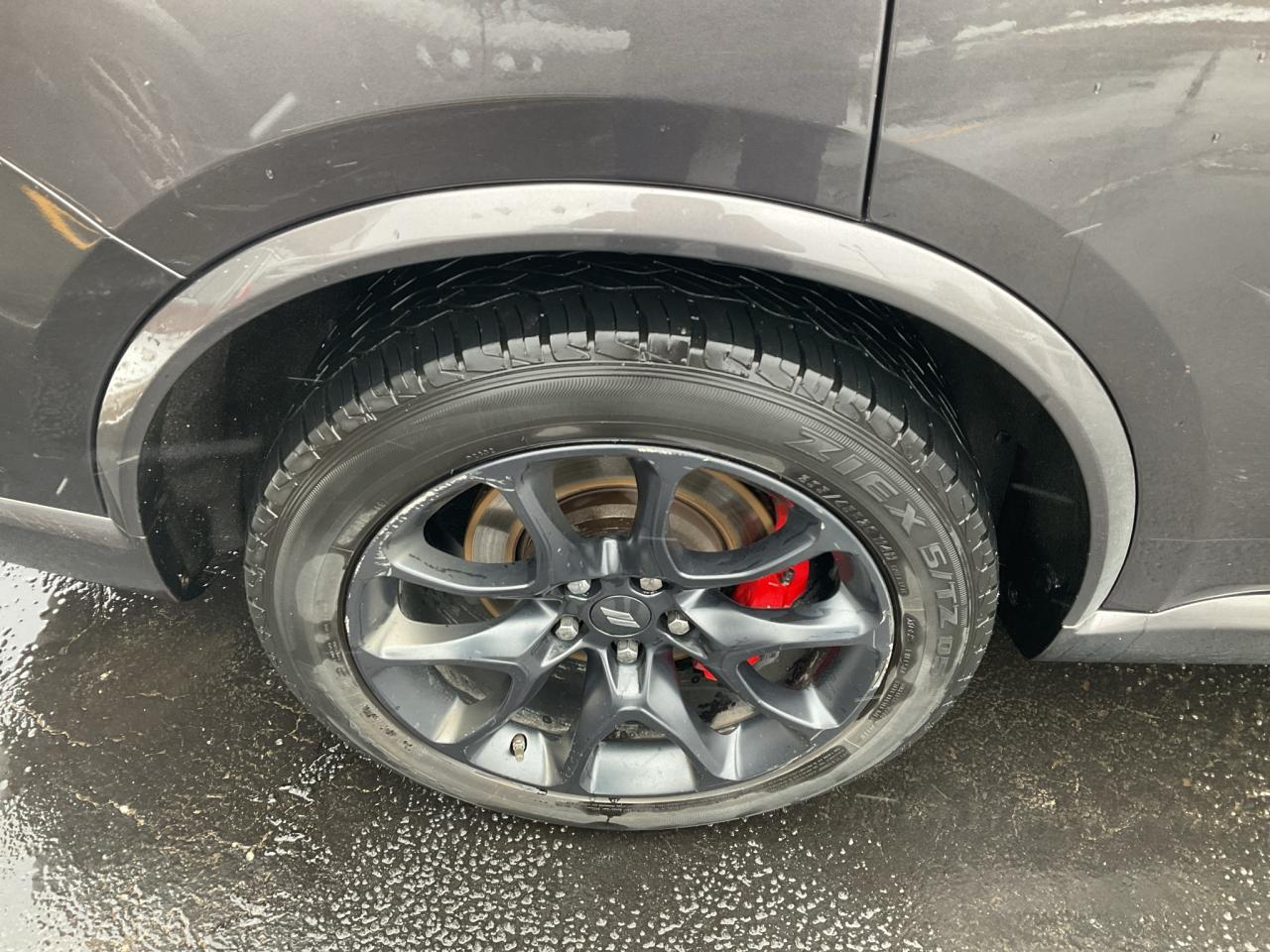 2021 Dodge Durango BLACKTOP SRT APPEARANCE TOW & GO V8 / SUNROOF Photo