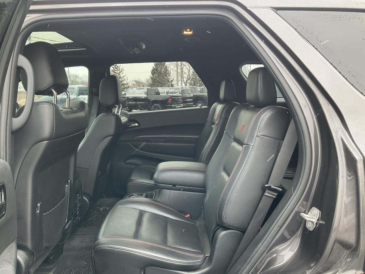 2021 Dodge Durango BLACKTOP SRT APPEARANCE TOW & GO V8 / SUNROOF Photo