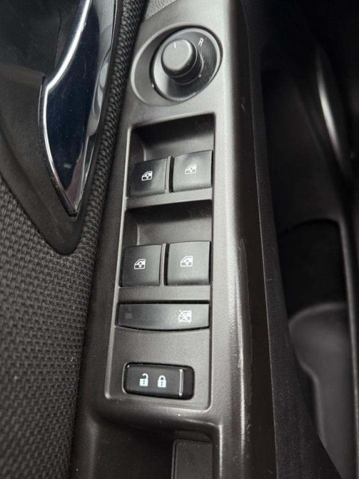 2015 Chevrolet Cruze 4dr SEDAN Photo