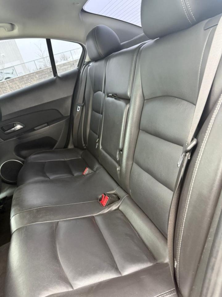 2015 Chevrolet Cruze 4dr SEDAN Photo