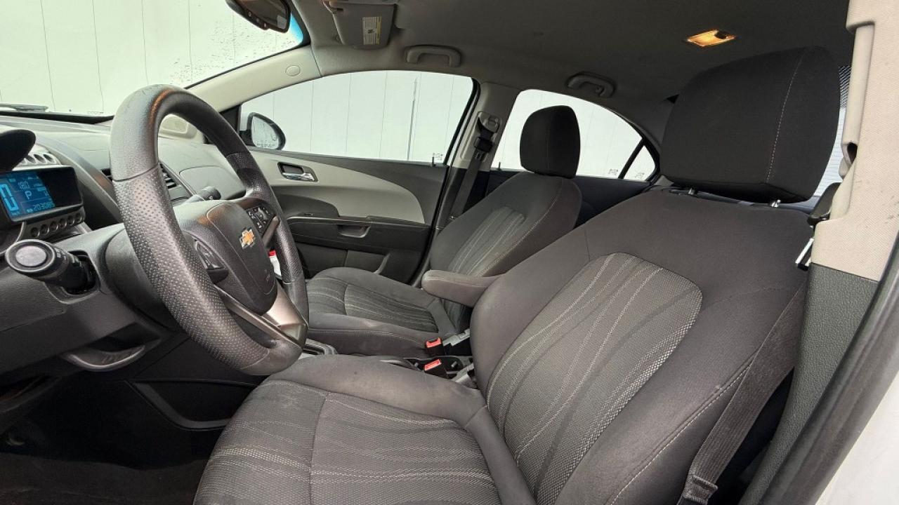 2014 Chevrolet Sonic 4DR SEDAN Photo