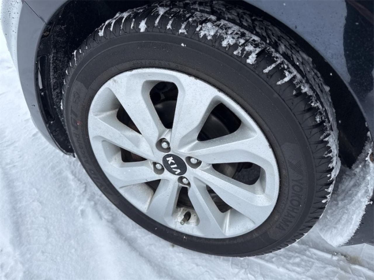 2016 Kia Rio EX Sunroof  Sunroof - $172 B/W - Low Mileage Photo