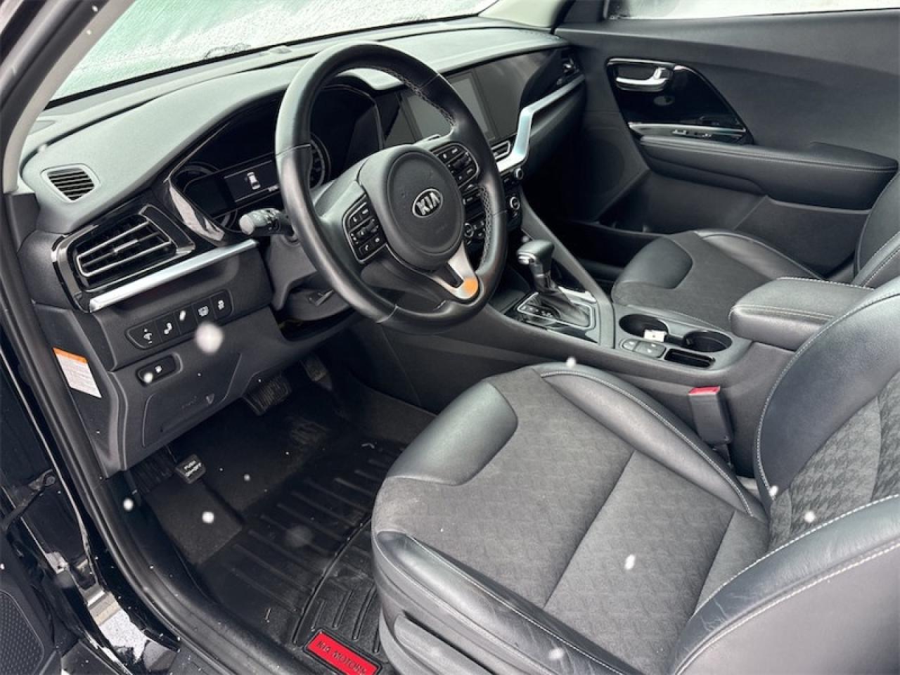 2020 Kia NIRO EX  Heated Seats - Low Mileage Photo